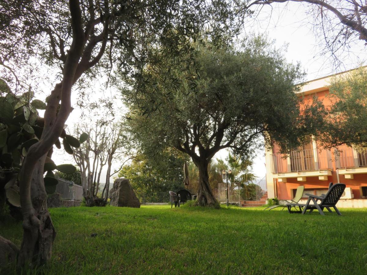 Case Vacanze Residence Trinacria Acireale Exterior photo