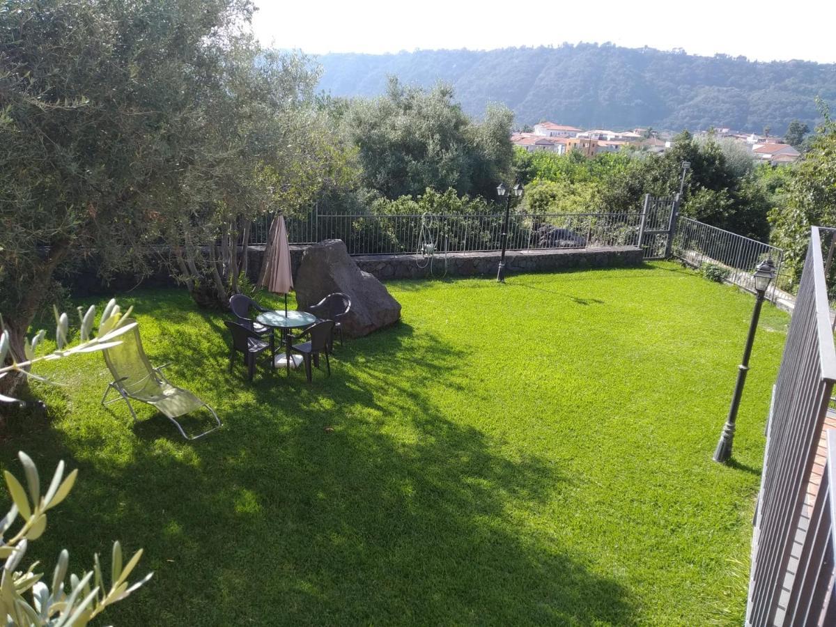Case Vacanze Residence Trinacria Acireale Exterior photo