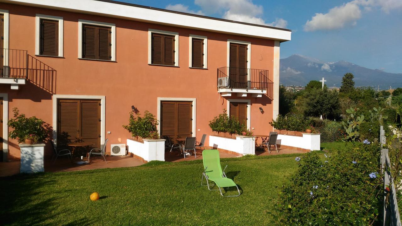 Case Vacanze Residence Trinacria Acireale Exterior photo