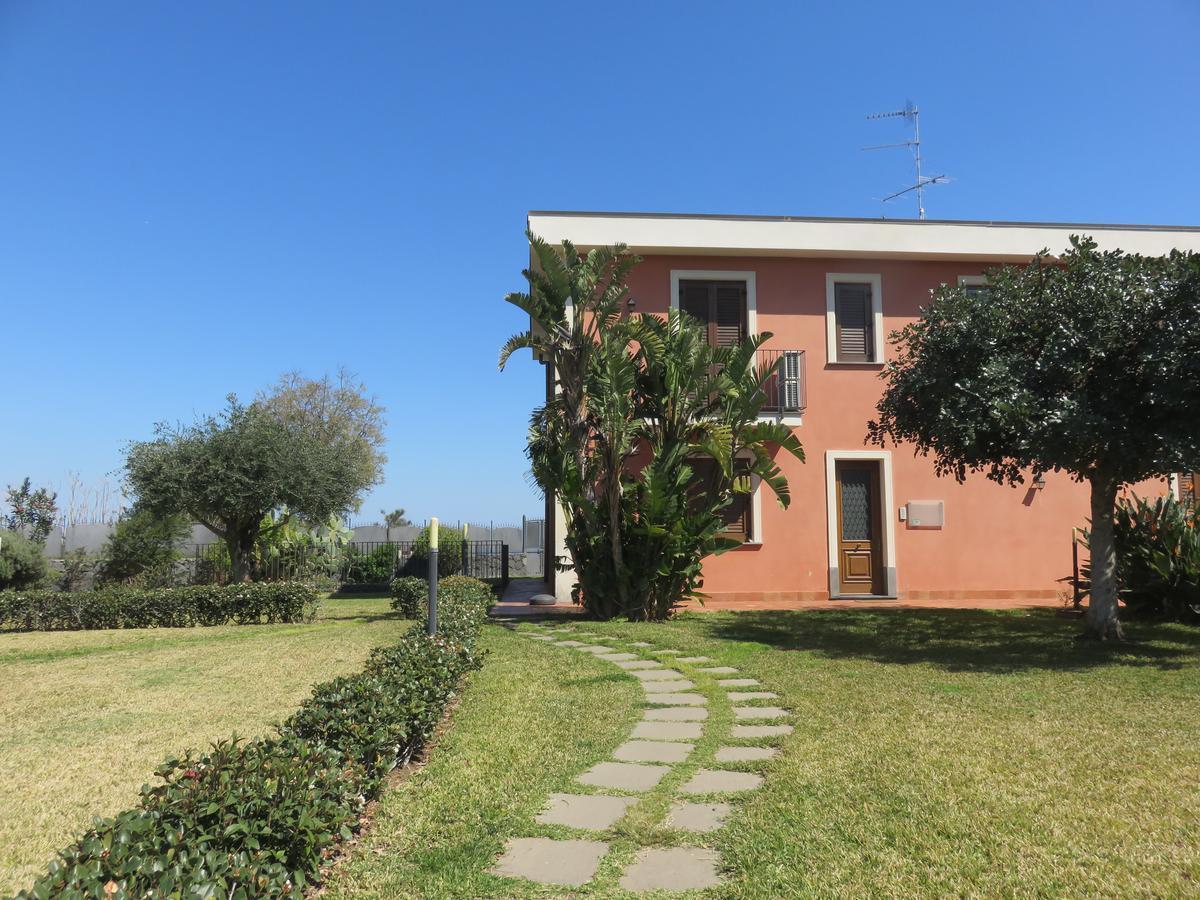 Case Vacanze Residence Trinacria Acireale Exterior photo