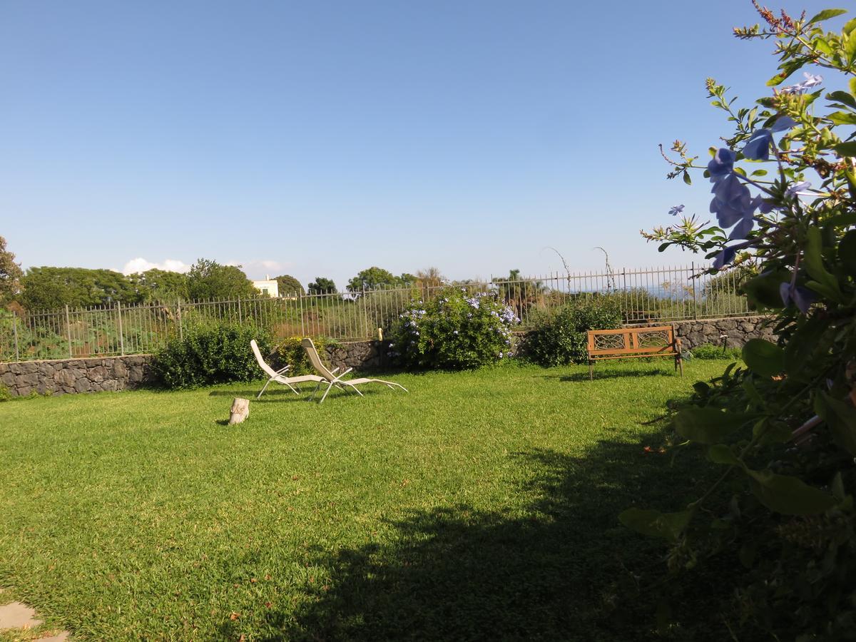 Case Vacanze Residence Trinacria Acireale Exterior photo