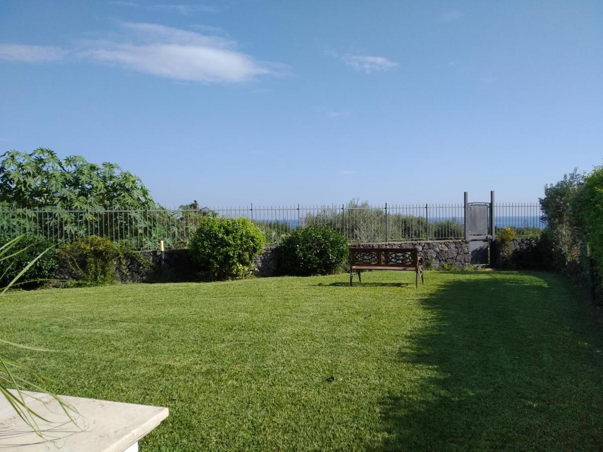 Case Vacanze Residence Trinacria Acireale Exterior photo